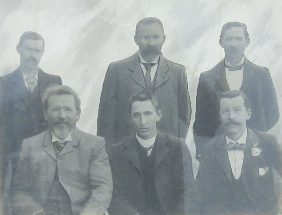 The first Murwillumbah Municipal Council. Ralph Thornton top left. S0430-98