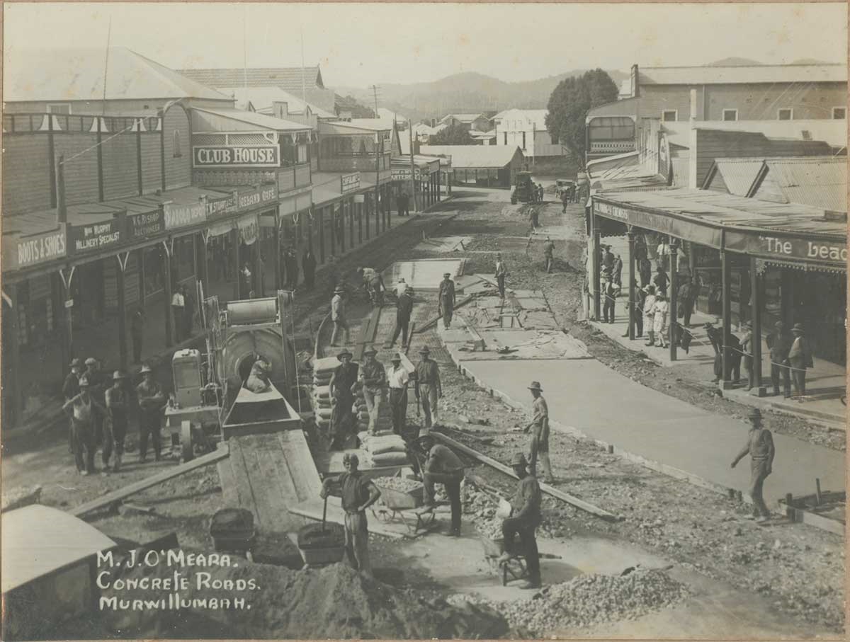 Historic picture of Murwillumbah town centre - concrete roads