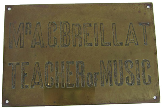 Arthur (Bunny) Breillat’s brass plaque. Tweed Regional Museum Collection MUS2001.53